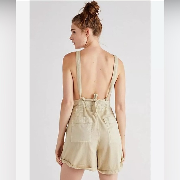 Free People Palm Valley Shortalls Romper Khaki Tan Boho Relaxed fit Size Medium - Picture 2 of 10